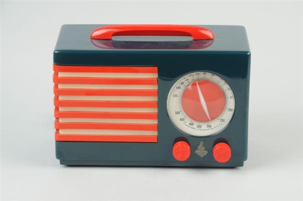 EMERSON "PATRIOT" MODEL 400 RADIO.                