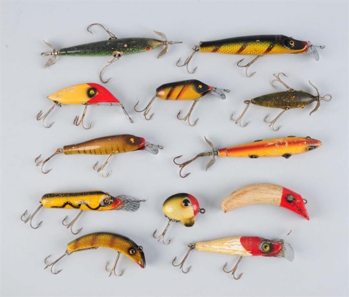 LOT OF 12: SOUTH BEND BAITS.                      