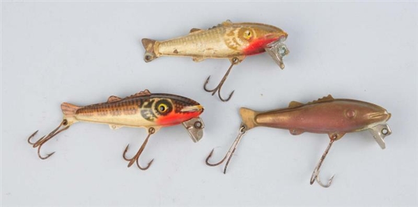 LOT OF 3: OUTING METAL BAITS.                     