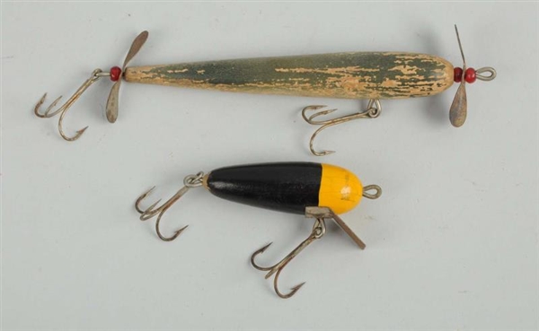 LOT OF 2: GAYLE LURES.                            
