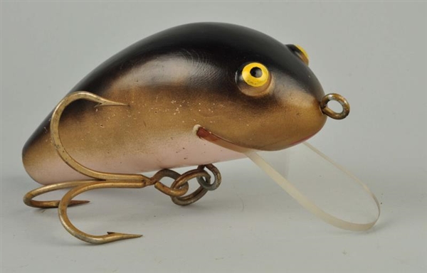 WOODEN DISPLAY LURE.                              