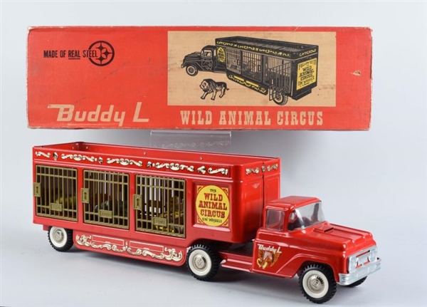 1960S BUDDY L WILD ANIMAL CIRCUS TRUCK WITH BOX.  
