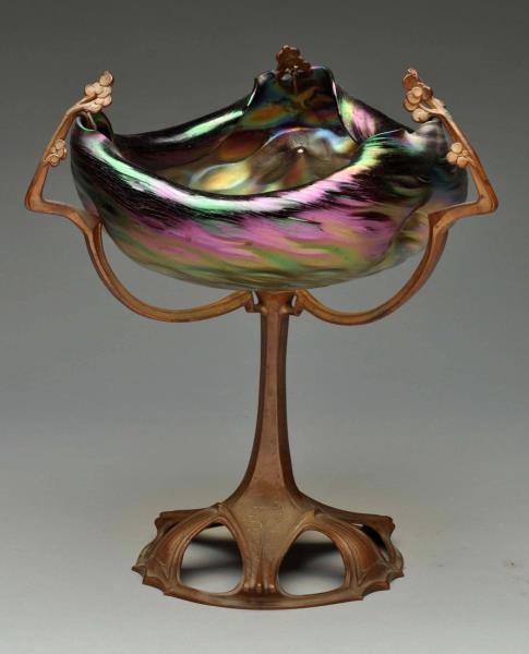 ART NOUVEAU ART GLASS BOWL IN METAL STAND.        