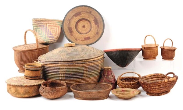 GROUP OF NATIVE AMERICAN BASKETS.                 