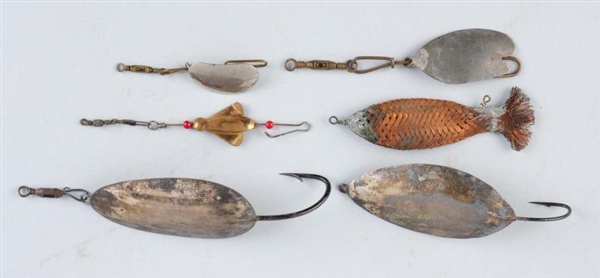 LOT OF 6: FISHING LURES.                          
