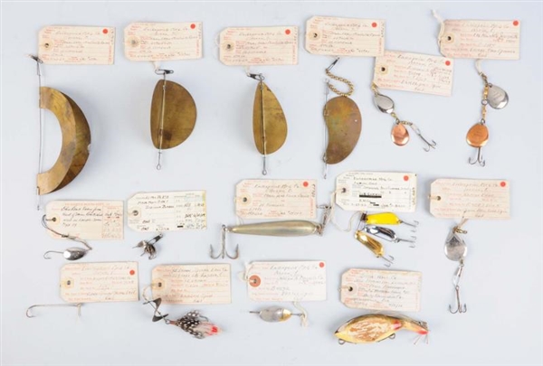 LARGE LOT  ASSORTED METAL & WOODEN FISHING LURES. 