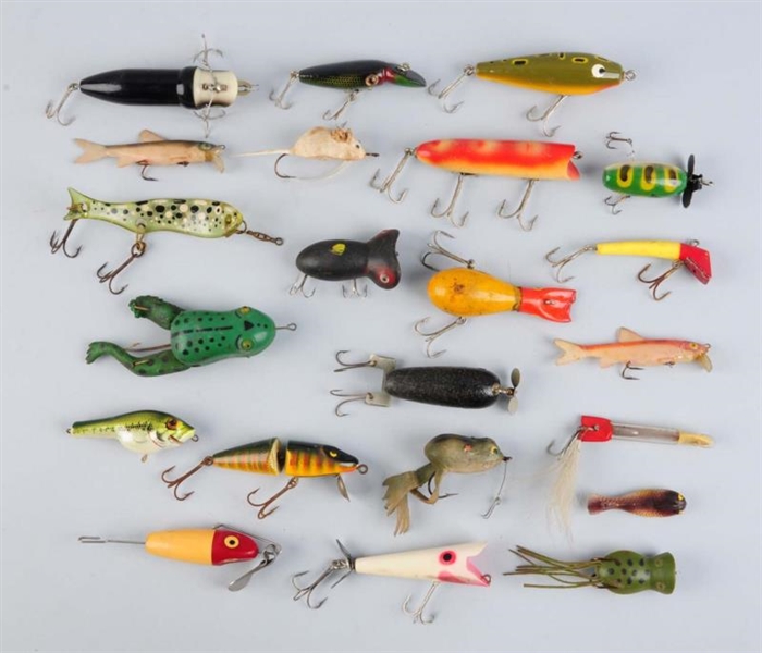 LOT OF ASSORTED FISHING LURES.                    
