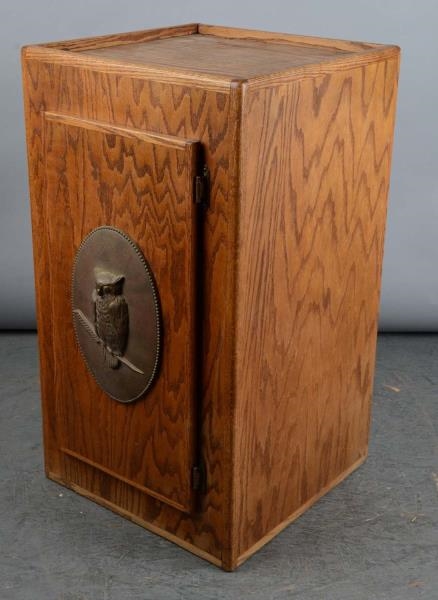 OAK WOOD CABINET SLOT MACHINE STAND WITH OWL      