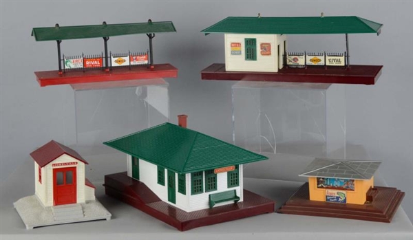LOT OF 5: LIONEL TRAIN STATIONS                   