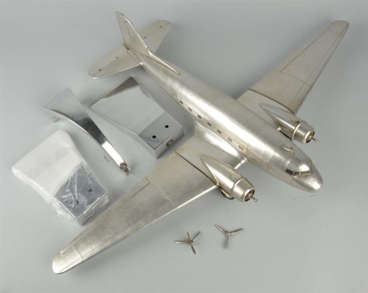 1950S DOUGLASS DC-3 AIRPLANE MODEL.              