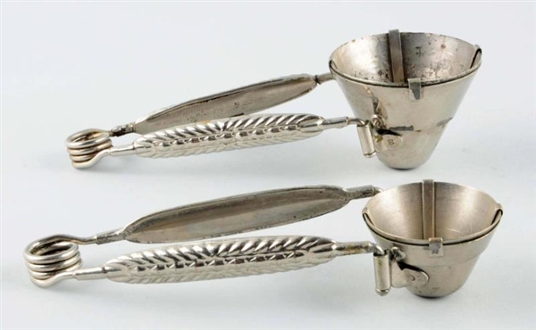 LOT OF 2: KINGERY SILVER ICE CREAM SCOOPS.        