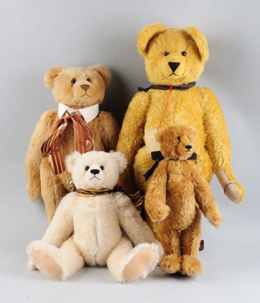 LOT OF 4: STUFFED JOINTED ARTIST BEARS.           