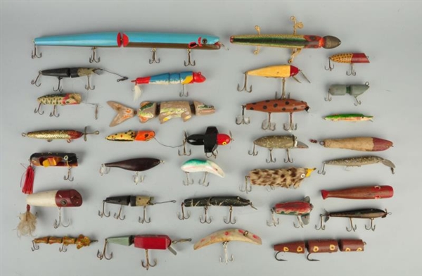 LOT OF  ASSORTED LARGE FISHING LURES              