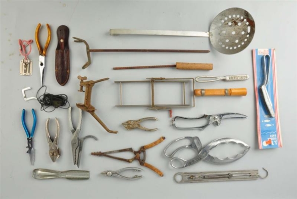 LARGE LOT OF FISHING ACCESSORIES                  