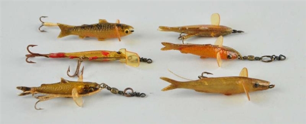 LOT OF 8: ASSORTED FLY ROD MINNOWS.               