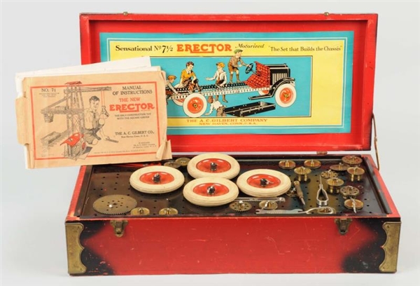 EARLY ERECTOR SET IN WOODEN BOX.                  