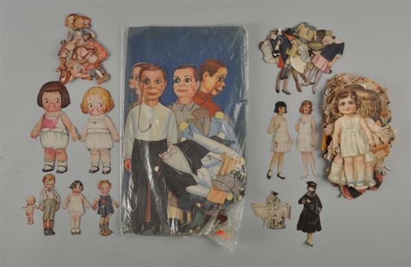 LOT OF 5: ASSORTED LOOSE PAPER DOLLS.             