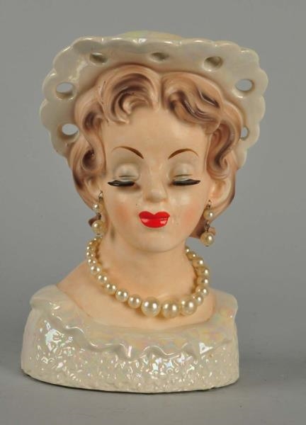 LARGE LADY HEAD VASE WITH PEARLS.                 