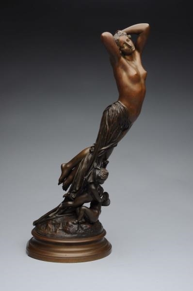 FRENCH BRONZE BY JOSEPH MICHEL-ANGE POLLET.       