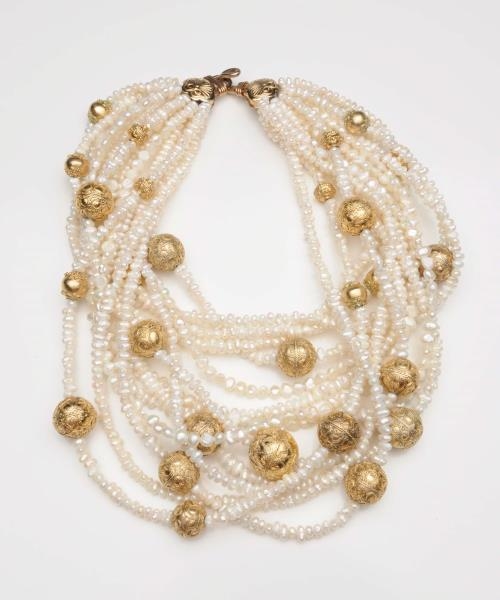 STEPHEN DWECK PEARL NECKLACE.                     