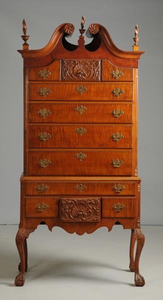 18TH CENTURY CHIPPENDALE STYLE HIGHBOY.           