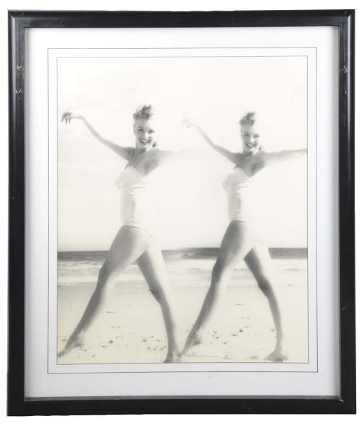 MARILYN MONROE SWIMSUIT PHOTO IN FRAME            