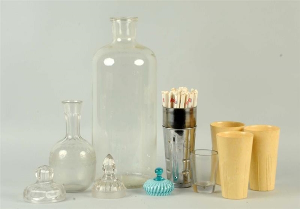ASSORTED GLASS & SODA FOUNTAIN RELATED PIECES.    