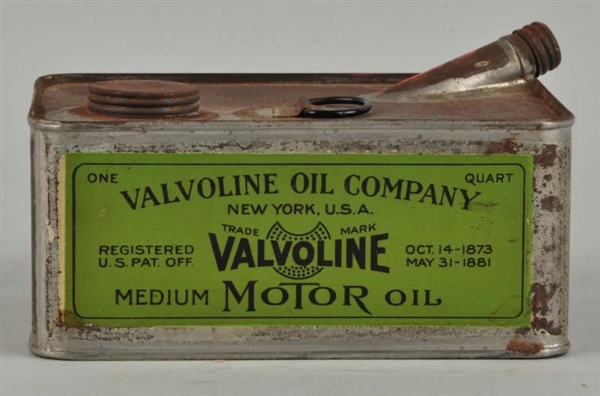 VALVOLINE MOTOR OIL ONE QUART SQUATTY METAL CAN.  