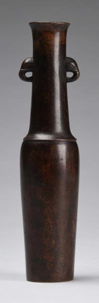 EARLY CHINESE MING BRONZE VASE.                   