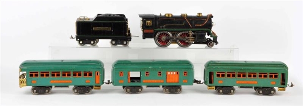 LOT OF 5: LIONEL TRAIN TENDERS & CARS.            