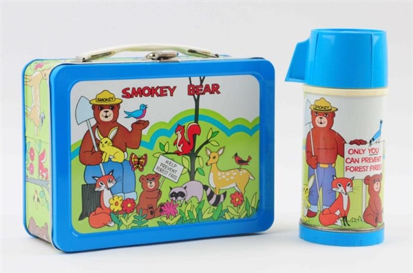 1975 SMOKEY BEAR LUNCHBOX WITH THERMOS.           