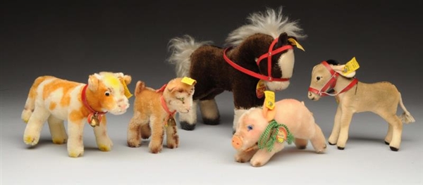 LOT OF 5: STEIFF FARM ANIMALS WITH IDS.           
