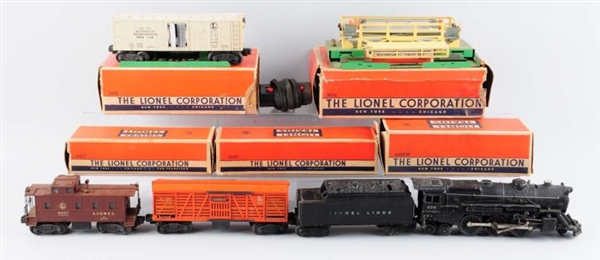 LOT OF 6: LIONEL NO. 675 LOCOMOTIVE AND CARS.     