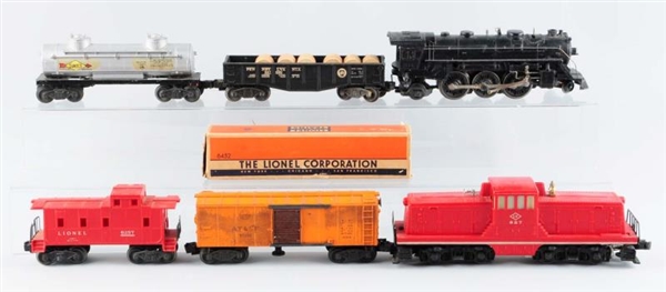 LOT OF 6: LIONEL NO. 224 LOCOMOTIVE AND CARS.     