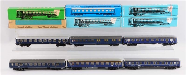 LOT OF 6: MARKLIN HO PASSENGER CARS IN BOXES.     