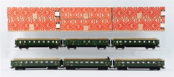 LOT OF 6: EARLY MARKLIN ROLLING STOCK.            