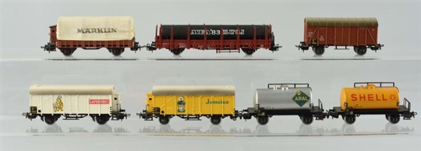 LOT OF 7: FREIGHT CARS.                           