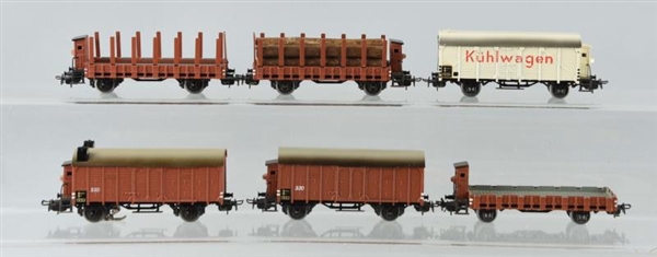 LOT OF 6: MARKLIN FREIGHT CARS.                   