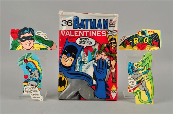 BOX OF VINTAGE BATMAN VALENTINES DAY CARDS.       