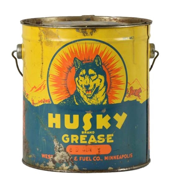 HUSKY TEN POUND GREASE CAN WITH BAIL HANDLE.      
