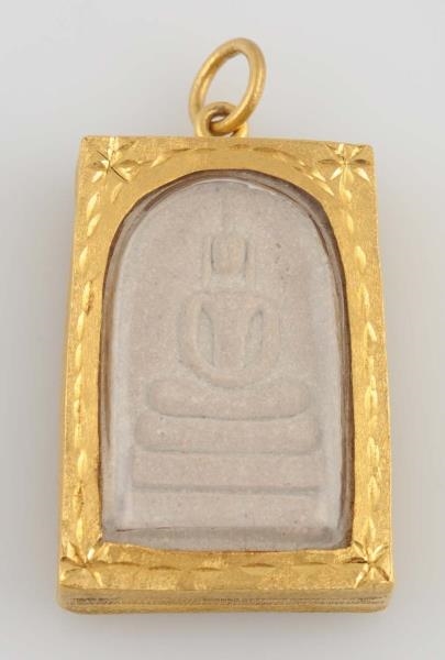 ANCIENT LOOKING RELIQUARY STONE IN 22K FRAME.     