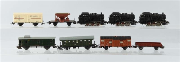 LOT OF 9: GROUPING MIXED LOT OF MARKLIN TRAINS.   
