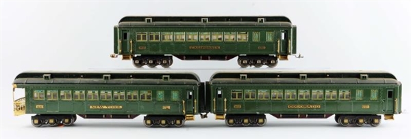 LOT OF 3: LIONEL NEW YORK  TRAIN CARS.            