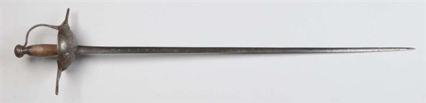 CONTINENTAL 18TH CENTURY BELL CUP RAPIER.         