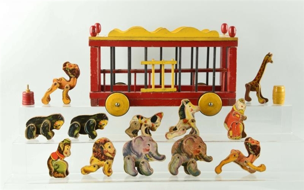 FISHER PRICE PAPER ON WOOD NO. 250 CIRCUS.        