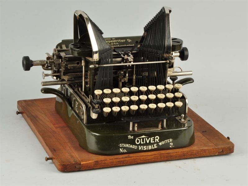 OLIVER #3 - 1903 TYPEWRITER.                      