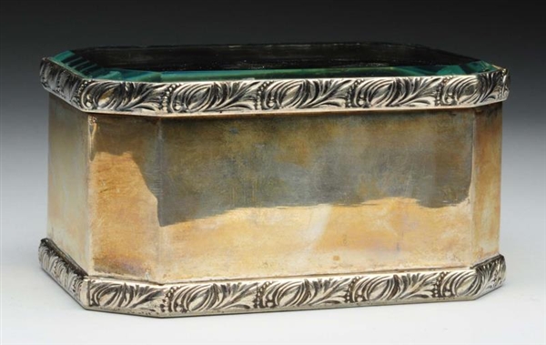 SILVER PLATED JEWELRY BOX WITH MIRROR.            
