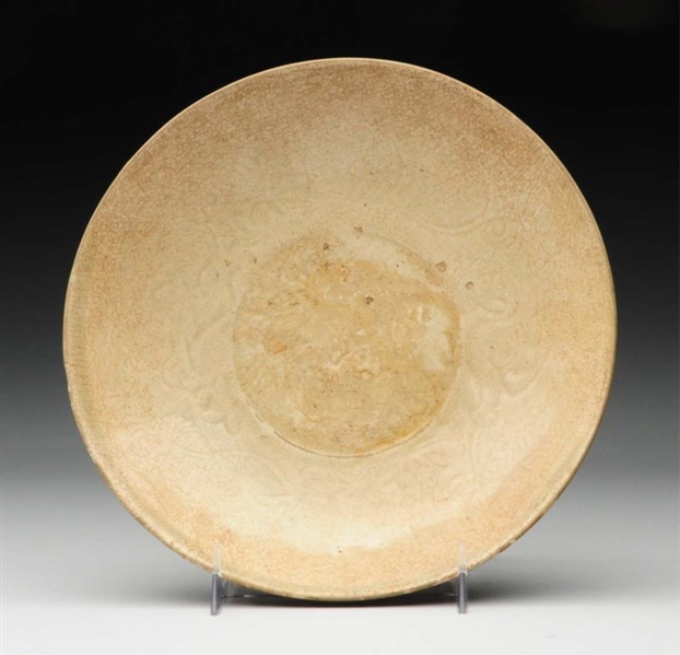 EARLY CHINESE POTTERY BOWL.                       