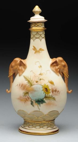 LARGE HAND-PAINTED CONTINENTAL PORCELAIN EWER.    