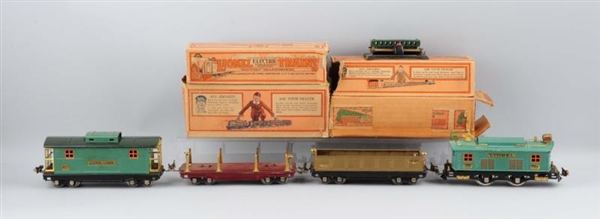 LIONEL NO. 295 BOXED FREIGHT SET.                 